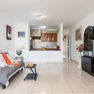 https://jacaranda.in-canary-islands.com